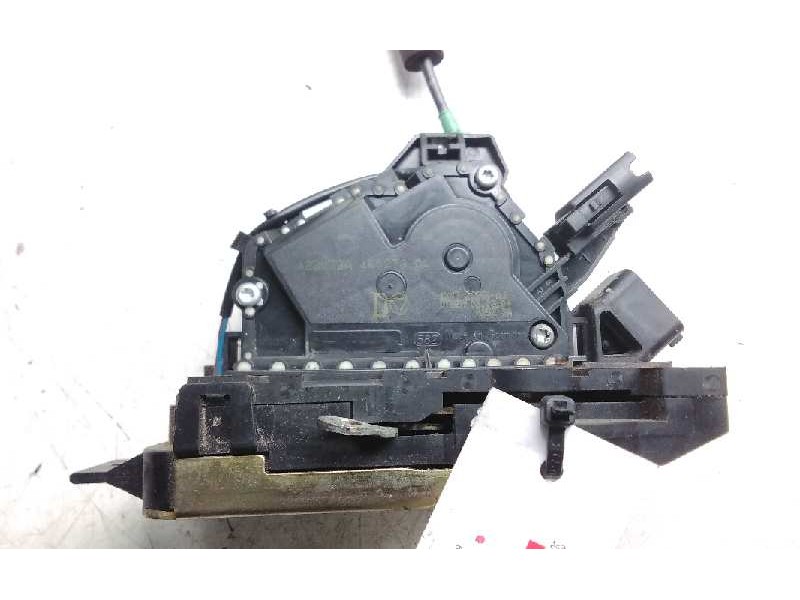 Recambio de cerradura puerta trasera derecha para jaguar x-type wagon 2.0 d classic referencia OEM IAM 463033A  