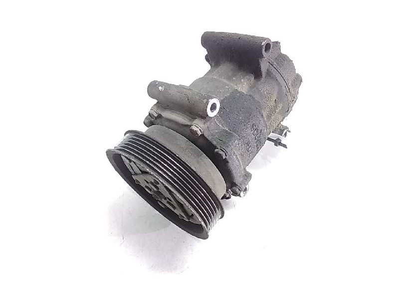 Recambio de compresor aire acondicionado para renault clio ii fase ii (b/cb0) campus referencia OEM IAM 8200716562  