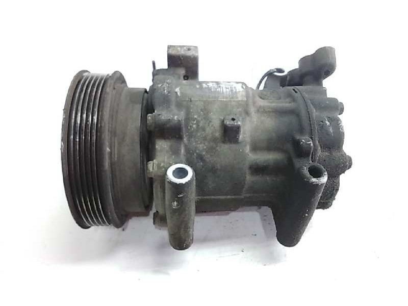 Recambio de compresor aire acondicionado para renault clio ii fase ii (b/cb0) campus referencia OEM IAM 8200716562  