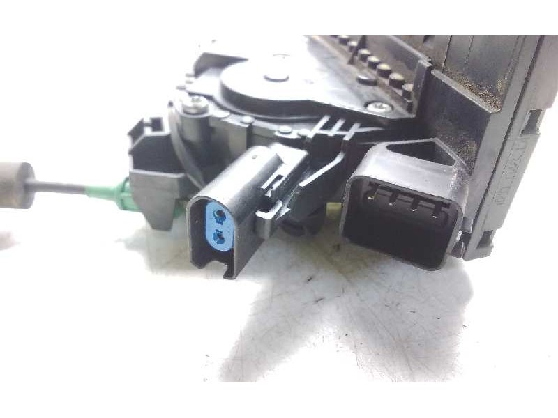 Recambio de cerradura puerta trasera izquierda para jaguar x-type wagon 2.0 d classic referencia OEM IAM 483031A  