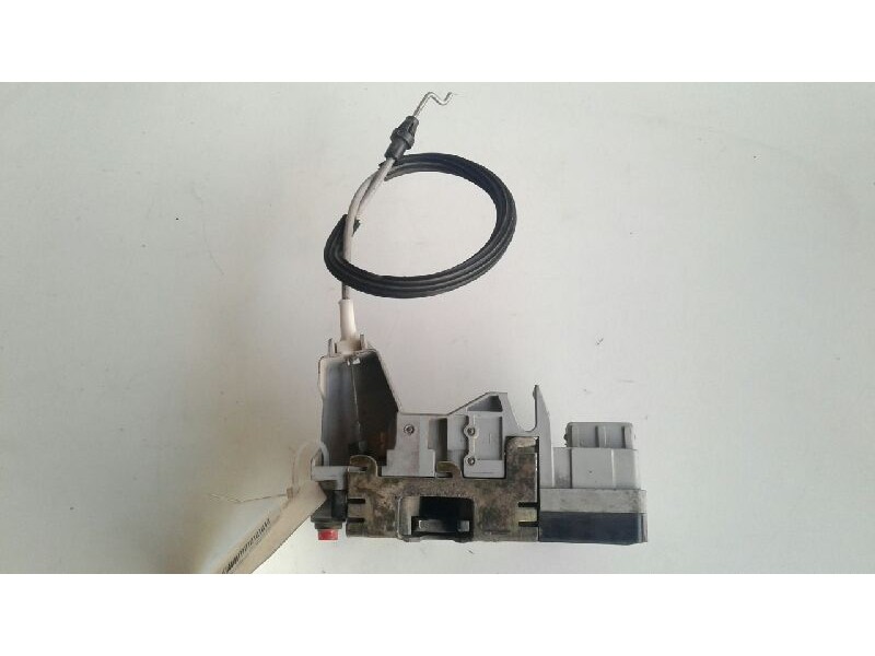 Recambio de cerradura puerta trasera derecha para peugeot 307 (s1) xs referencia OEM IAM 9138C0  