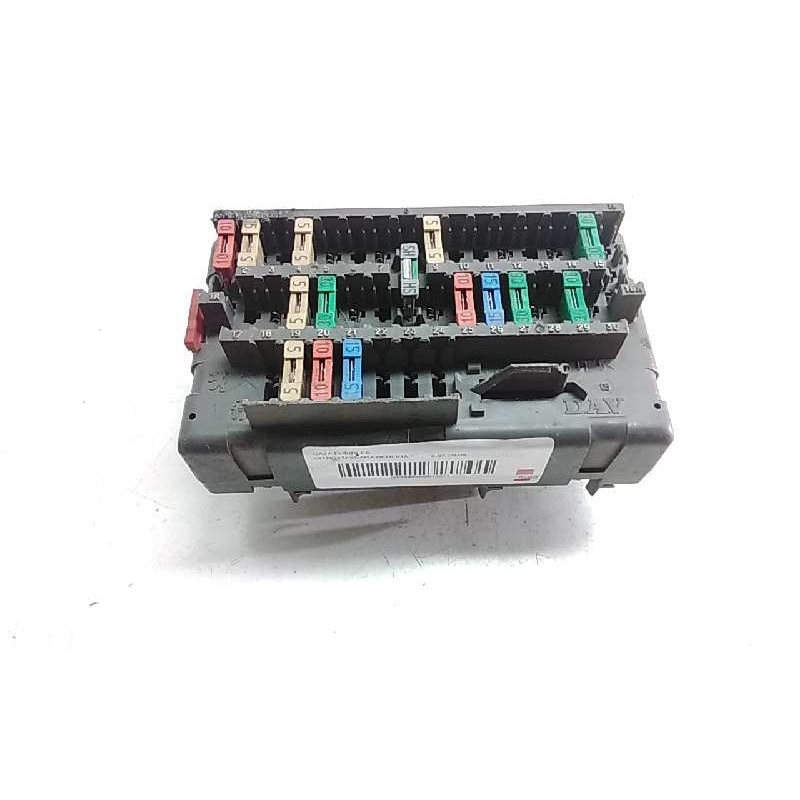 Recambio de caja fusibles para citroen xsara berlina referencia OEM IAM 9568591180  