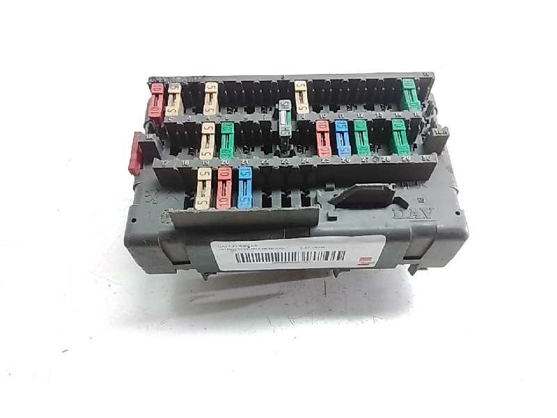 Recambio de caja fusibles para citroen xsara berlina referencia OEM IAM 9568591180  