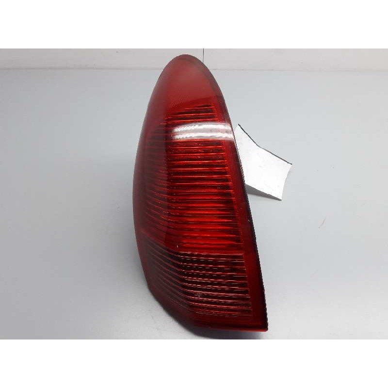 Recambio de piloto trasero derecho para alfa romeo 147 (190) 1.9 jtd 150 sport referencia OEM IAM   