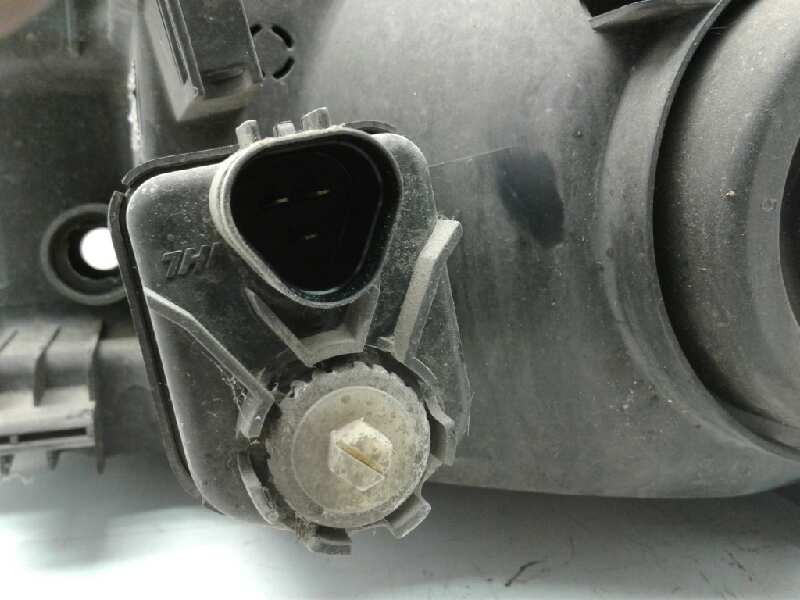 Recambio de faro derecho para hyundai matrix (fc) 1.5 crdi gls referencia OEM IAM 9210417030R  