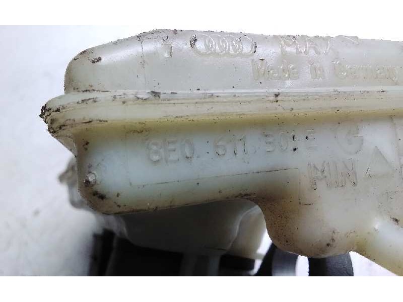 Recambio de bomba freno para audi a4 berlina (8e) 2.0 tdi 16v (103kw) referencia OEM IAM 8E0611301E  