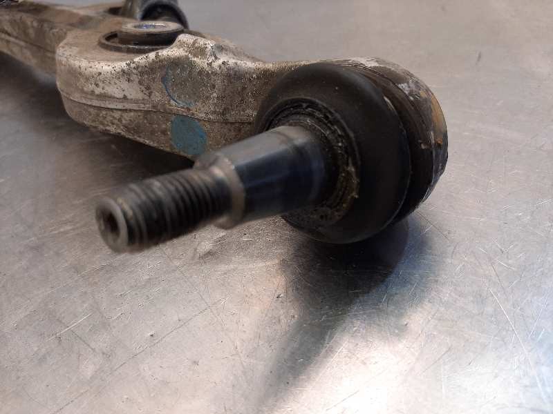 Recambio de brazo suspension inferior delantero izquierdo para audi a4 berlina (8e) 2.0 tdi 16v (103kw) referencia OEM IAM 8E040