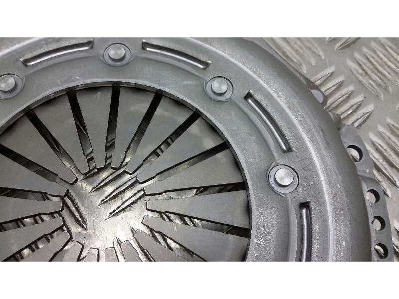 Recambio de prensa embrague para citroen c4 picasso 1.6 16v hdi fap referencia OEM IAM 9653295680 9653295680 