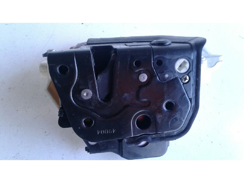 Recambio de cerradura puerta trasera izquierda para audi a4 berlina (8e) 2.0 tdi 16v (103kw) referencia OEM IAM 8E0839015AA  