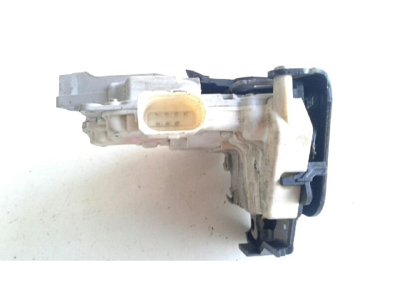 Recambio de cerradura puerta trasera izquierda para audi a4 berlina (8e) 2.0 tdi 16v (103kw) referencia OEM IAM 8E0839015AA  