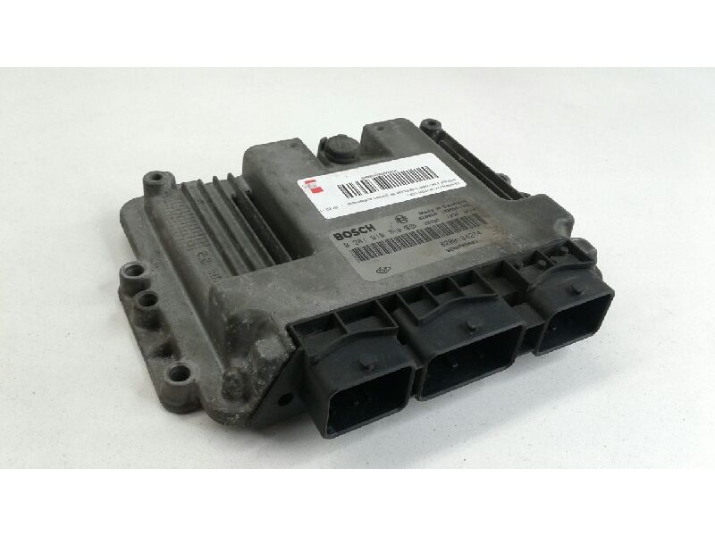 Recambio de centralita motor uce para renault megane ii berlina 3p confort authentique referencia OEM IAM 0281010769  