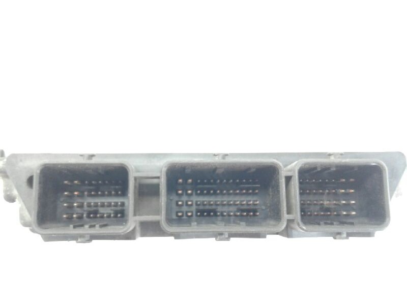 Recambio de centralita motor uce para renault megane ii berlina 3p confort authentique referencia OEM IAM 0281010769  