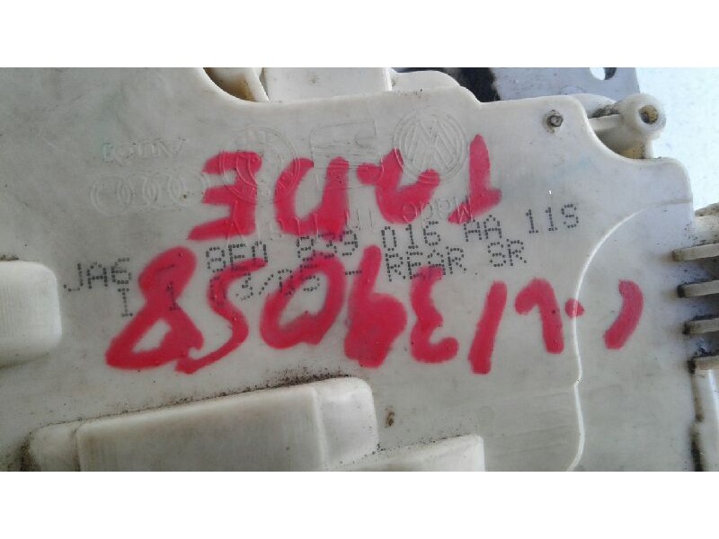 Recambio de cerradura puerta trasera izquierda para audi a4 berlina (8e) 2.0 tdi 16v (103kw) referencia OEM IAM 8E0839015AA  