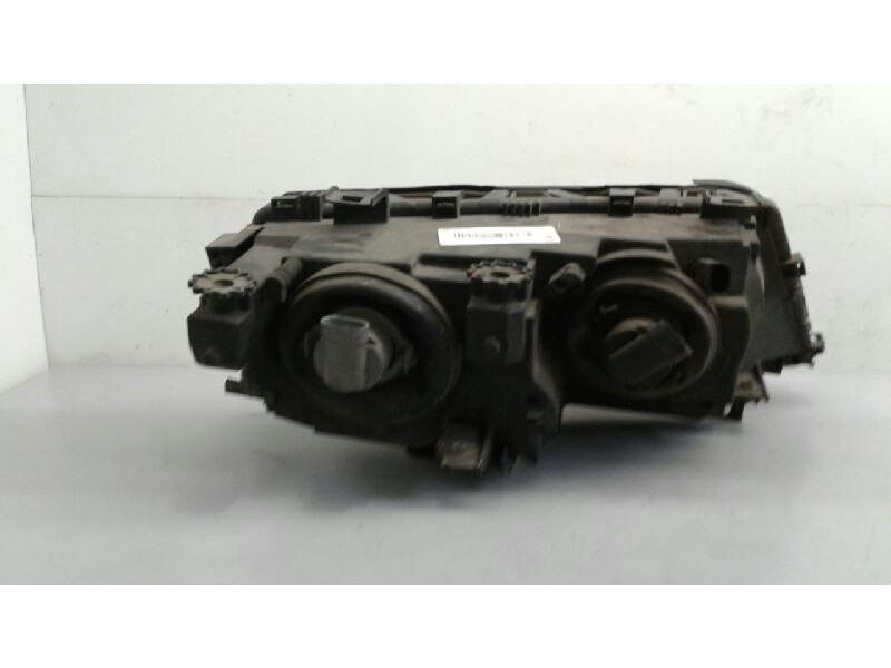 Recambio de faro izquierdo para bmw serie 3 berlina (e46) 320d referencia OEM IAM 63126906493  