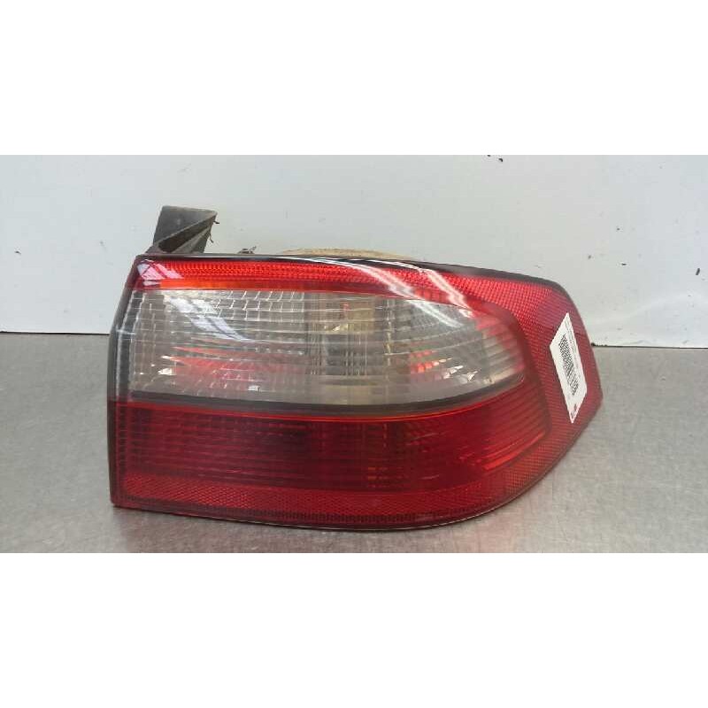 Recambio de piloto trasero derecho para renault laguna ii (bg0) 1.9 dci diesel referencia OEM IAM   