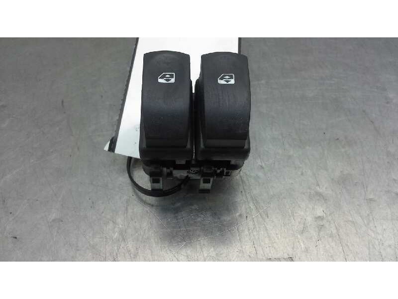 Recambio de mando elevalunas delantero izquierdo para renault modus confort dynamique referencia OEM IAM   