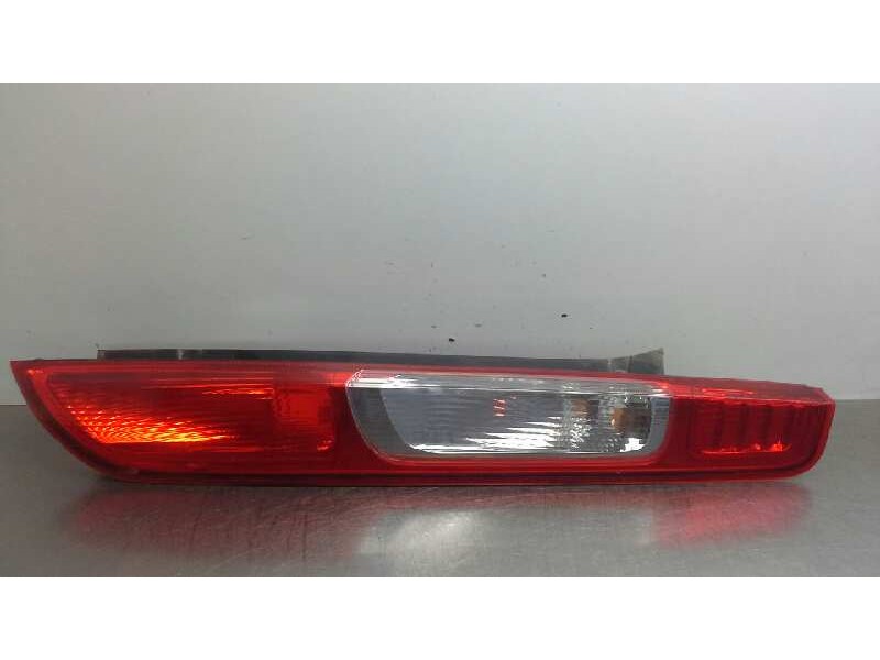 Recambio de piloto trasero derecho para ford focus berlina (cap) trend referencia OEM IAM   