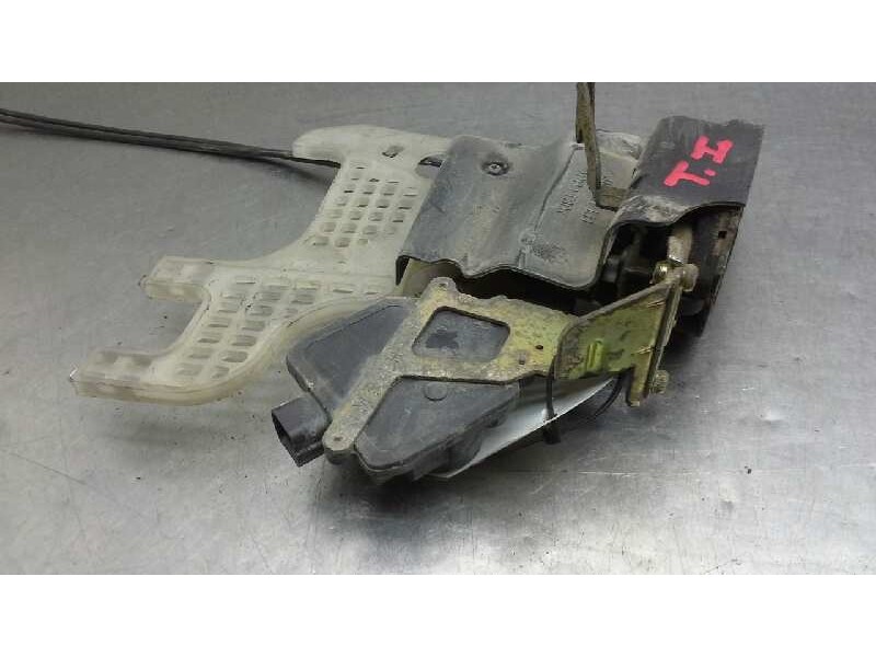 Recambio de cerradura puerta trasera izquierda para hyundai tucson (jm) 2.0 crdi cat referencia OEM IAM   