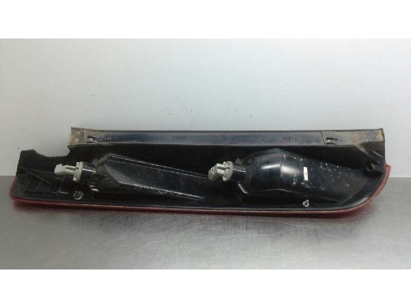 Recambio de piloto trasero derecho para ford focus berlina (cap) trend referencia OEM IAM   