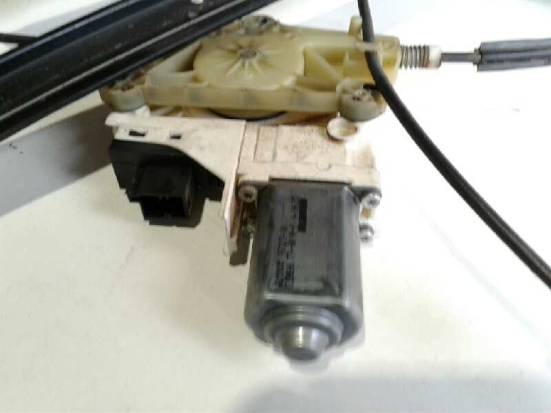 Recambio de elevalunas delantero izquierdo para audi a6 berlina (4f2) 2.0 tdi referencia OEM IAM 4F0837461D  