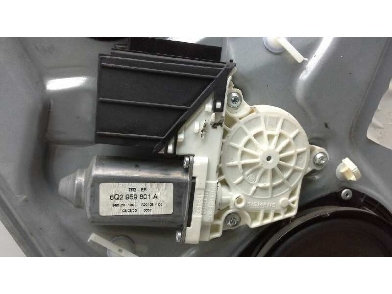 Recambio de elevalunas delantero derecho para seat ibiza (6l1) sport rider referencia OEM IAM 6L4837462  