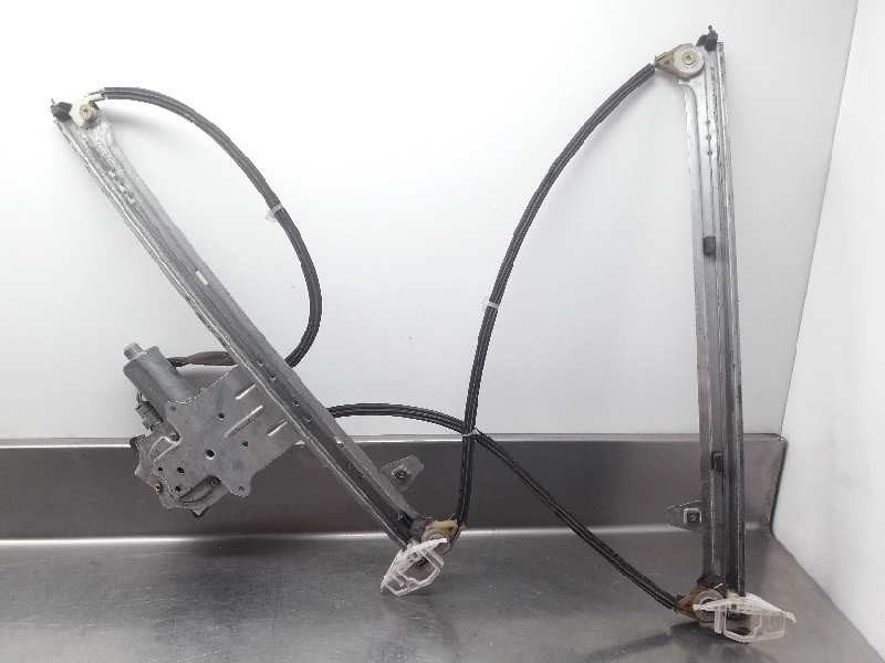 Recambio de elevalunas delantero derecho para citroen xsara picasso 2.0 hdi satisfaction referencia OEM IAM 0130821762  