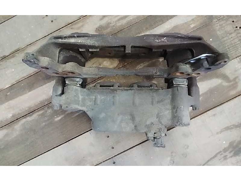 Recambio de pinza freno delantera izquierda para scania serie p/g/r (l-clase) fg 340 (4x2) largo cr 19 a referencia OEM IAM 6832