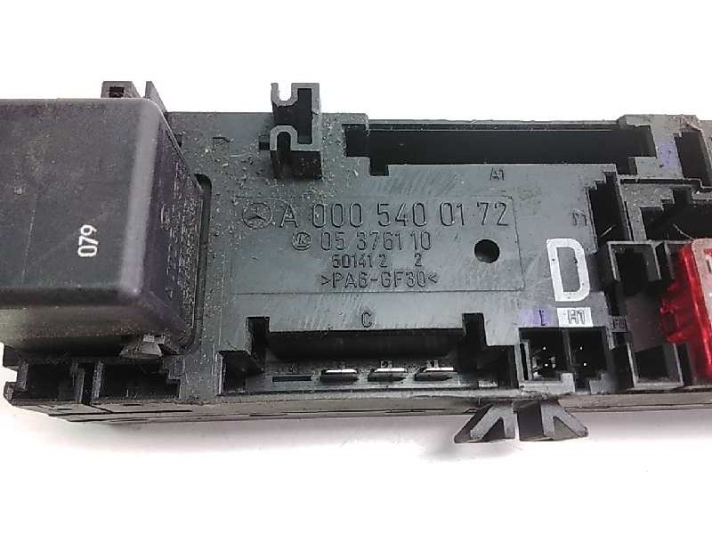Recambio de caja fusibles para mercedes clase e (w210) berlina diesel 270 cdi (210.016) referencia OEM IAM A0005400172  