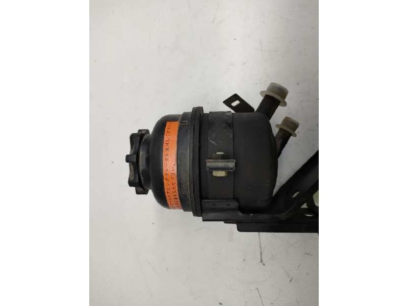 Recambio de deposito liquido direccion para nissan terrano/terrano.ii (r20) referencia OEM IAM PA66GF25  