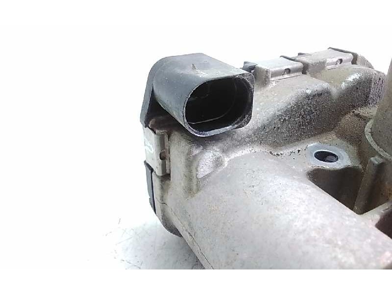 Recambio de cuerpo de mariposa para renault laguna grandtour iii dynamique referencia OEM IAM 8200330812  