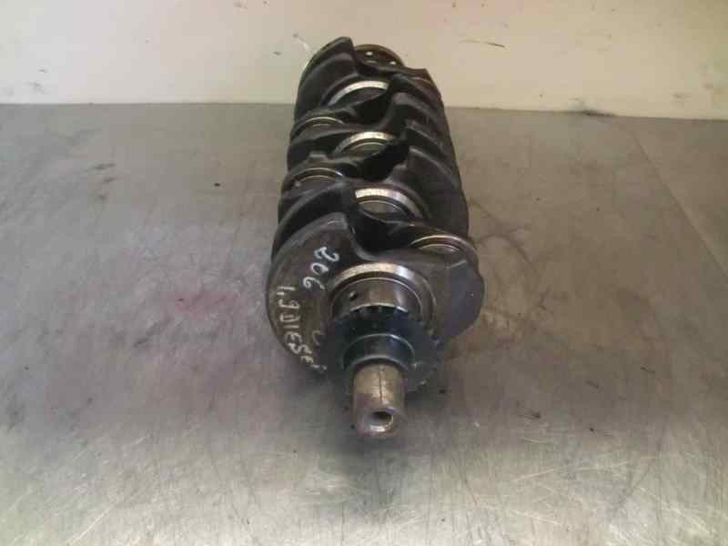 Recambio de cigueñal para peugeot 206 berlina 1.9 diesel referencia OEM IAM V2  105404