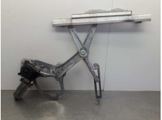 Recambio de elevalunas delantero izquierdo para mercedes clase c (w202) berlina 250 td (202.128) referencia OEM IAM 130821638  