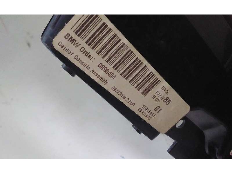 Recambio de apoyabrazos central para bmw x6 (e71) 3.0d referencia OEM IAM 71W200103  