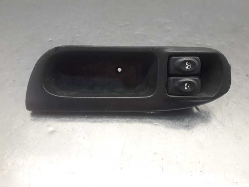 Recambio de mando elevalunas delantero izquierdo para renault scenic (ja..) 1.9 d rt referencia OEM IAM 7700432962  