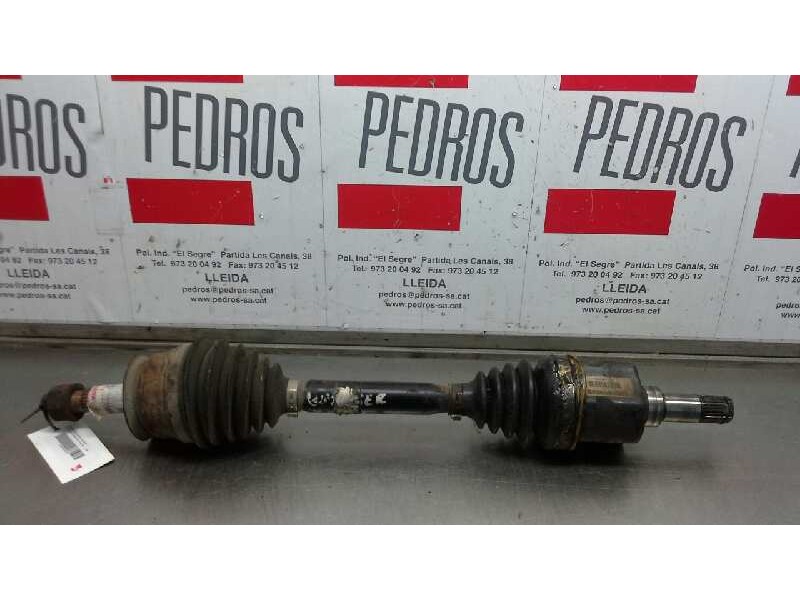 Recambio de transmision delantera izquierda para chrysler voyager (gs) 2.0 16v cat referencia OEM IAM P04808135  