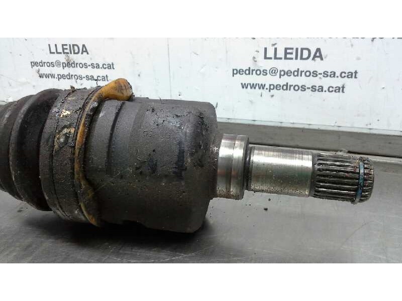 Recambio de transmision delantera izquierda para chrysler voyager (gs) 2.0 16v cat referencia OEM IAM P04808135  