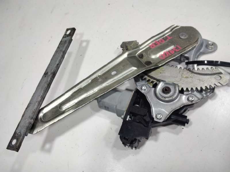 Recambio de elevalunas trasero derecho para nissan juke (f15) acenta referencia OEM IAM 827201U600  