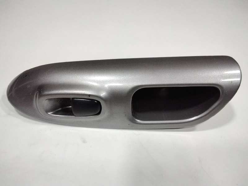 Recambio de mando elevalunas trasero izquierdo para nissan juke (f15) acenta referencia OEM IAM 829611KA2  