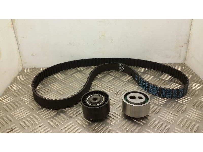 Recambio de kit distribucion para citroen saxo 1.5 diesel referencia OEM IAM 0831R3 0831R3 