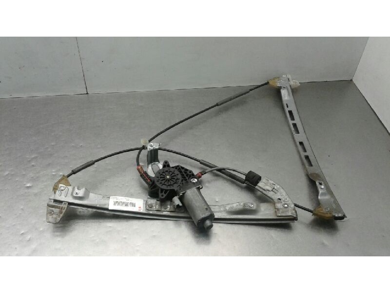 Recambio de elevalunas delantero derecho para peugeot 206 berlina xr referencia OEM IAM 9222E3  