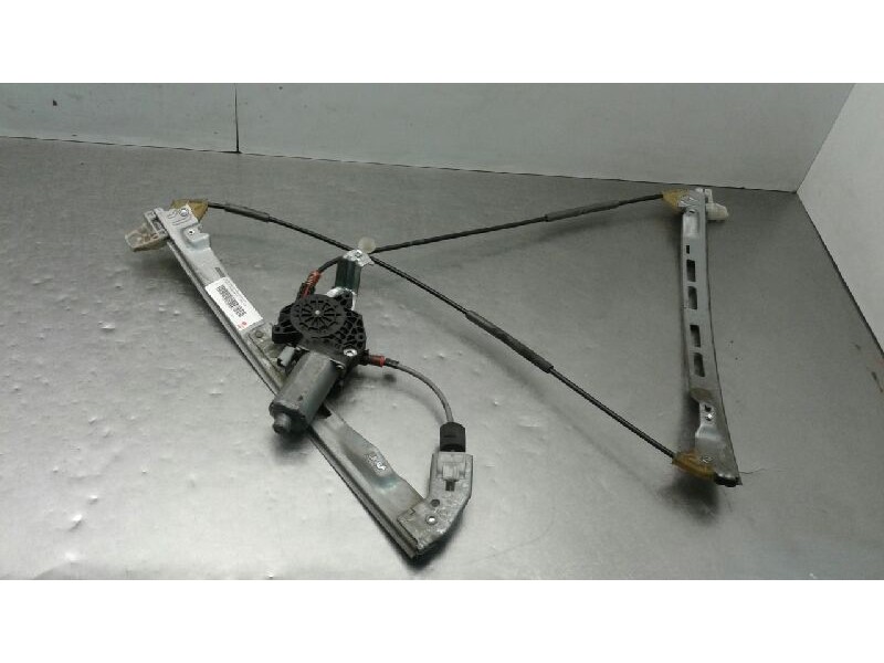 Recambio de elevalunas delantero derecho para peugeot 206 berlina xr referencia OEM IAM 9222E3  