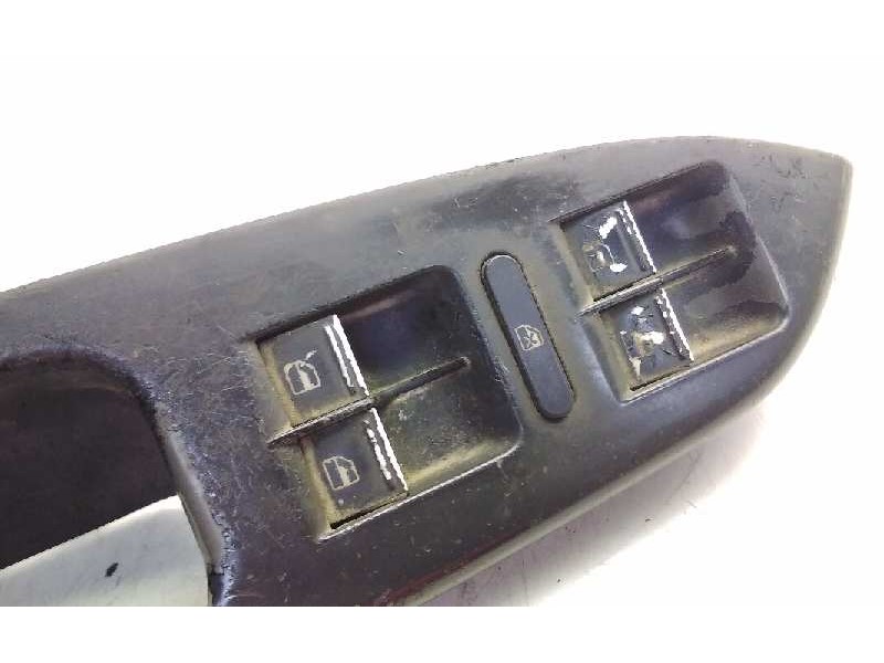Recambio de mando elevalunas delantero izquierdo para volkswagen touran (1t1) trendline referencia OEM IAM 111867371F  