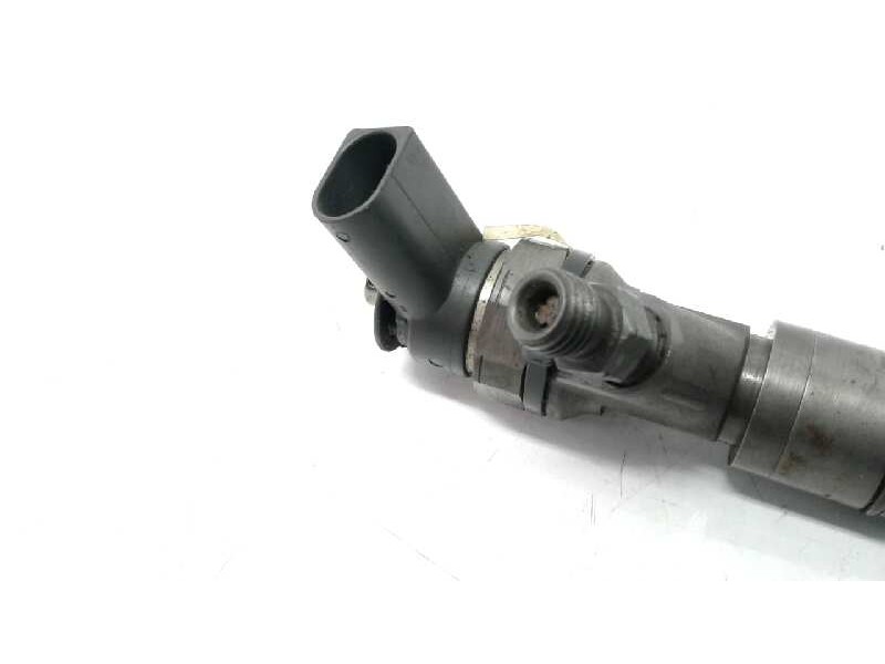 Recambio de inyector para bmw serie 3 berlina (e90) 318d referencia OEM IAM 0445110209  
