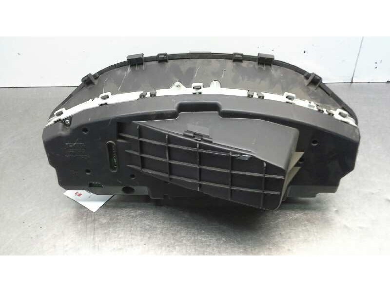 Recambio de cuadro instrumentos para toyota yaris (ksp9/scp9/nlp9) básico referencia OEM IAM 83800-0D690-D  
