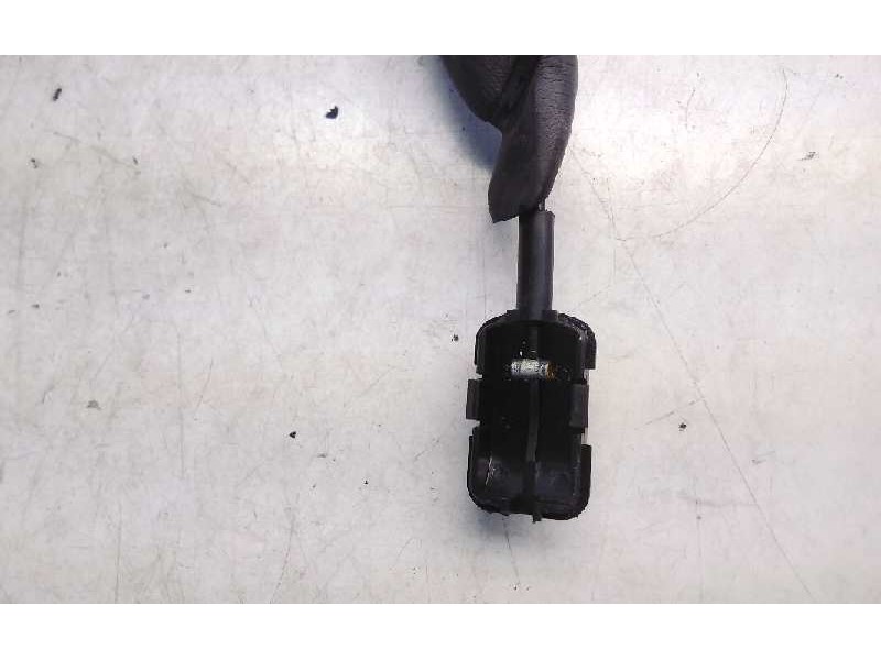 Recambio de cerradura puerta delantera derecha para renault megane iii berlina 5 p emotion referencia OEM IAM   