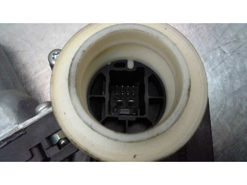 Recambio de elevalunas delantero izquierdo para toyota yaris (ksp9/scp9/nlp9) básico referencia OEM IAM   