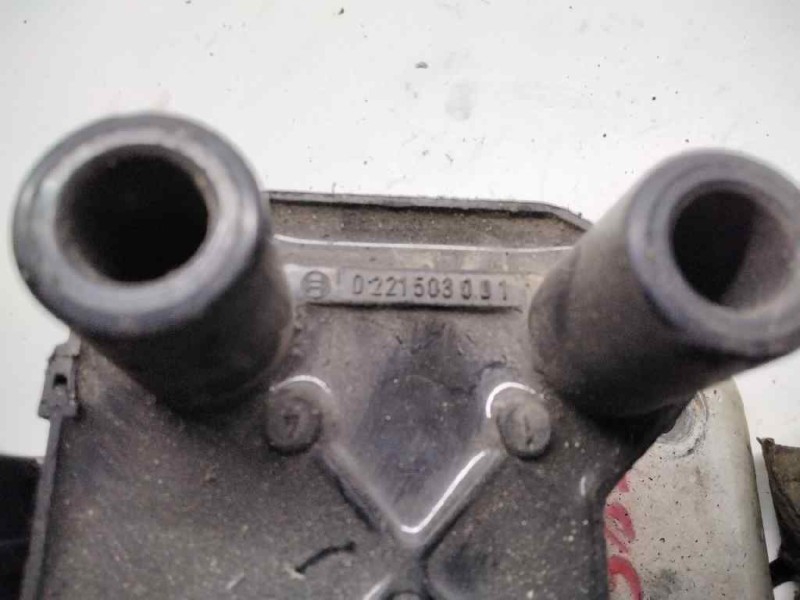 Recambio de bobina encendido para opel astra f berlina 2.0 16v cat (x 20 xev / l34) referencia OEM IAM 0221503001  