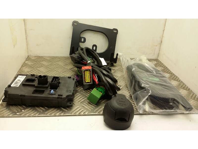 Recambio de centralita bsi para citroen c4 berlina referencia OEM IAM S120017004I S120017004I 