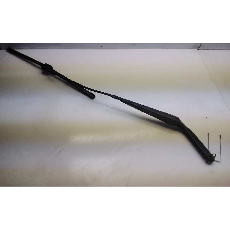 Recambio de brazo limpia delantero derecho para bmw x6 (e71) 3.0d referencia OEM IAM 6161715373903158  