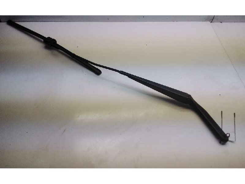 Recambio de brazo limpia delantero derecho para bmw x6 (e71) 3.0d referencia OEM IAM 6161715373903158  